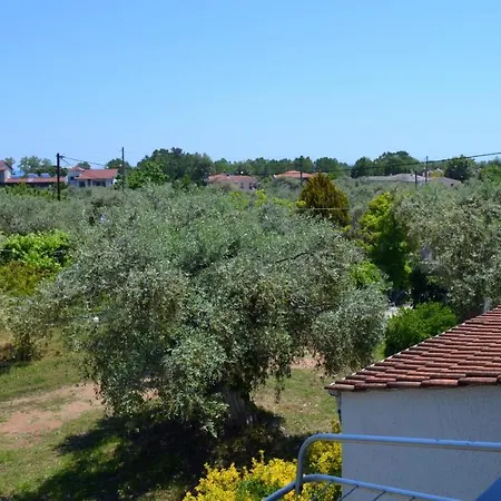 Guest house Elina Golden Beach