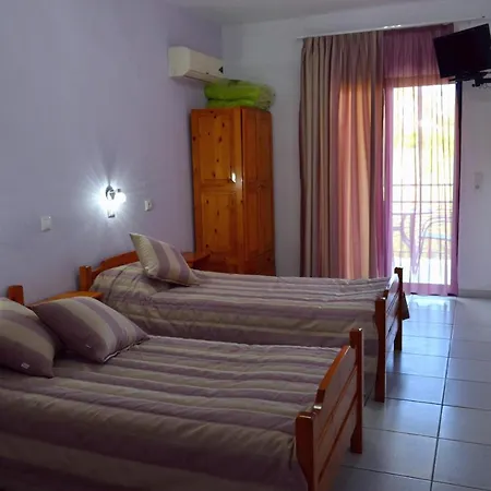 Elina Golden Gæstehus 4*